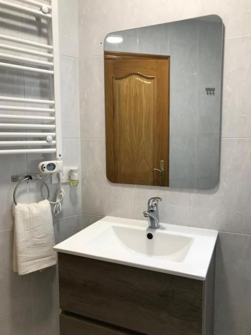 Piso Centrico Cerca De La Playa Apartment A Coruna Ngoại thất bức ảnh